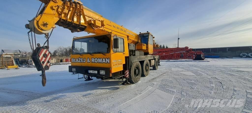 Liebherr LTM 1050 Maastikutõstukid
