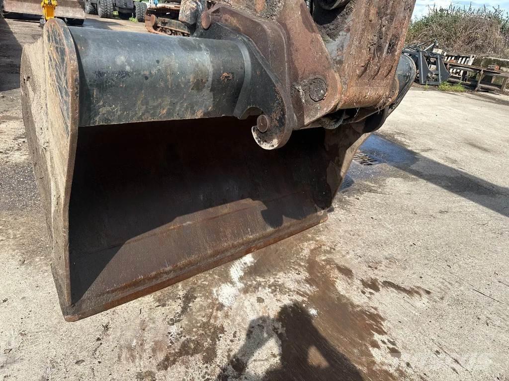 Volvo EC200 Roomikekskavaatorid