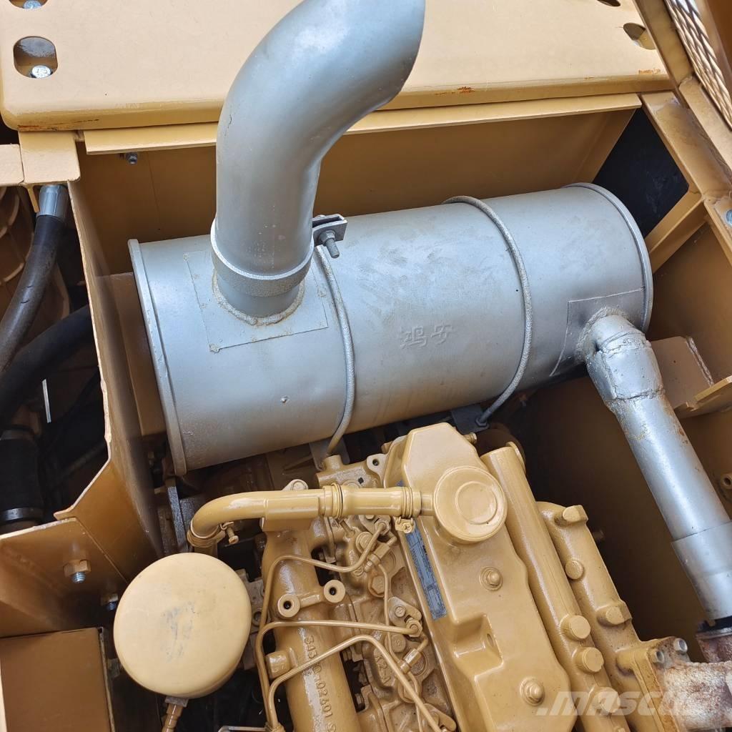 CAT 320 C L Roomikekskavaatorid