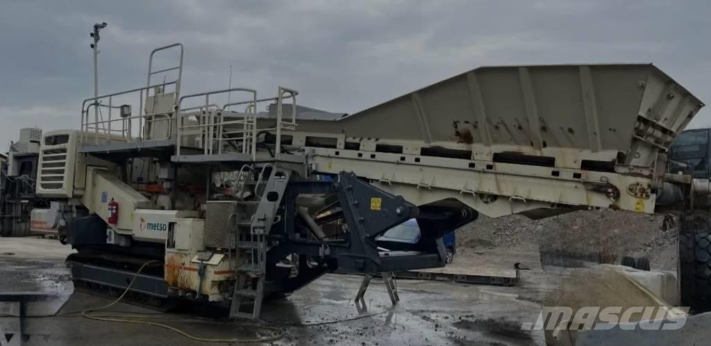Metso LT 300 GP Iseliikuvad purustid
