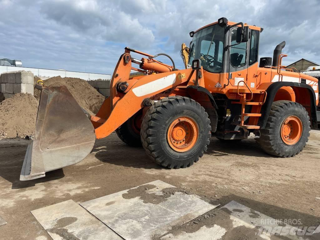 Doosan DL 350 Rataslaadurid