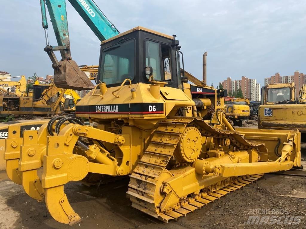 CAT D6R Buldooserid