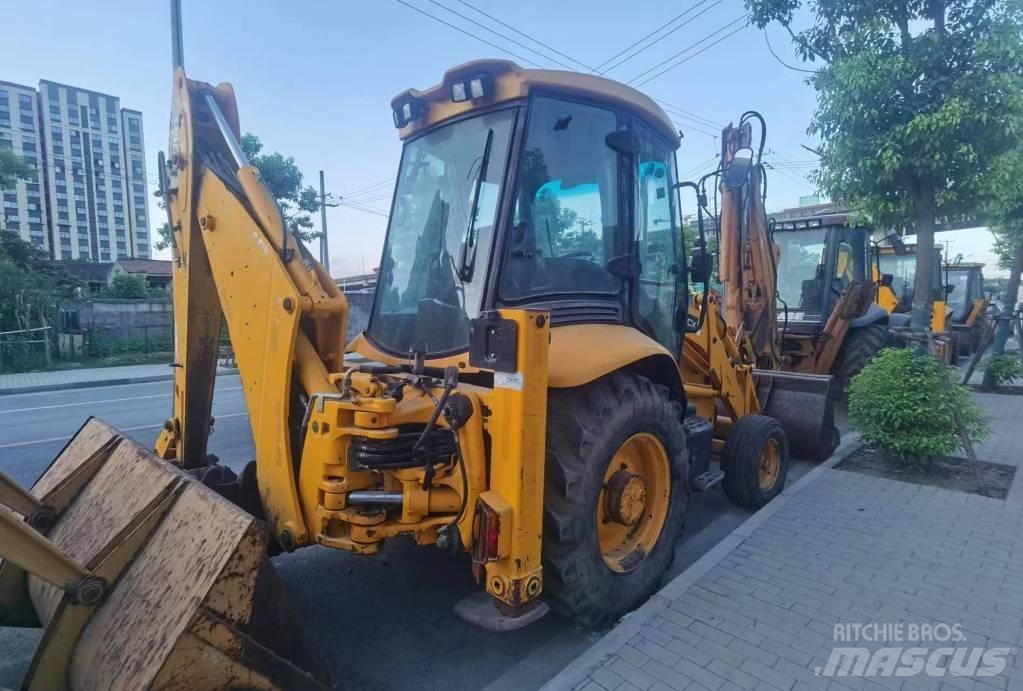 JCB 3 CX Ekskavaatorlaadurid