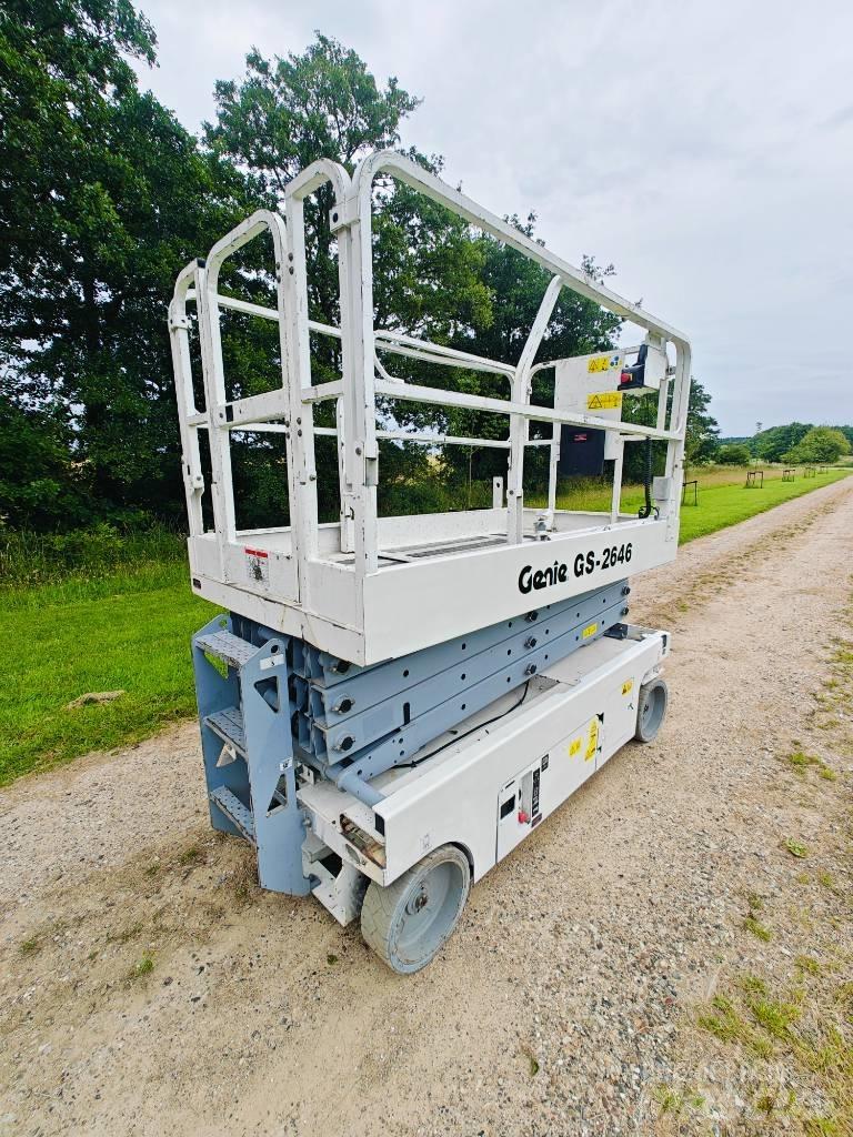Genie 2646 Käärtõstukid