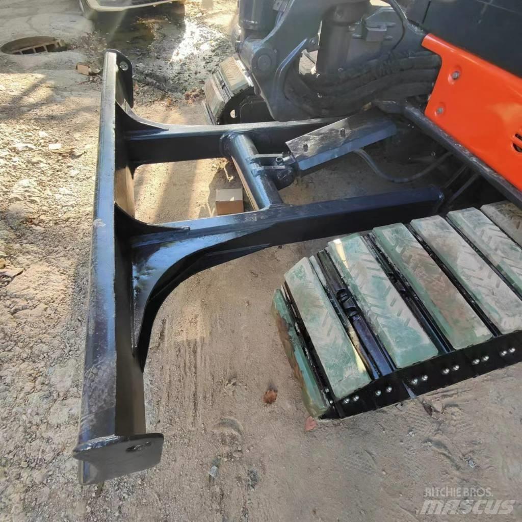 Hitachi ZX 50 U Miniekskavaatorid < 7 t