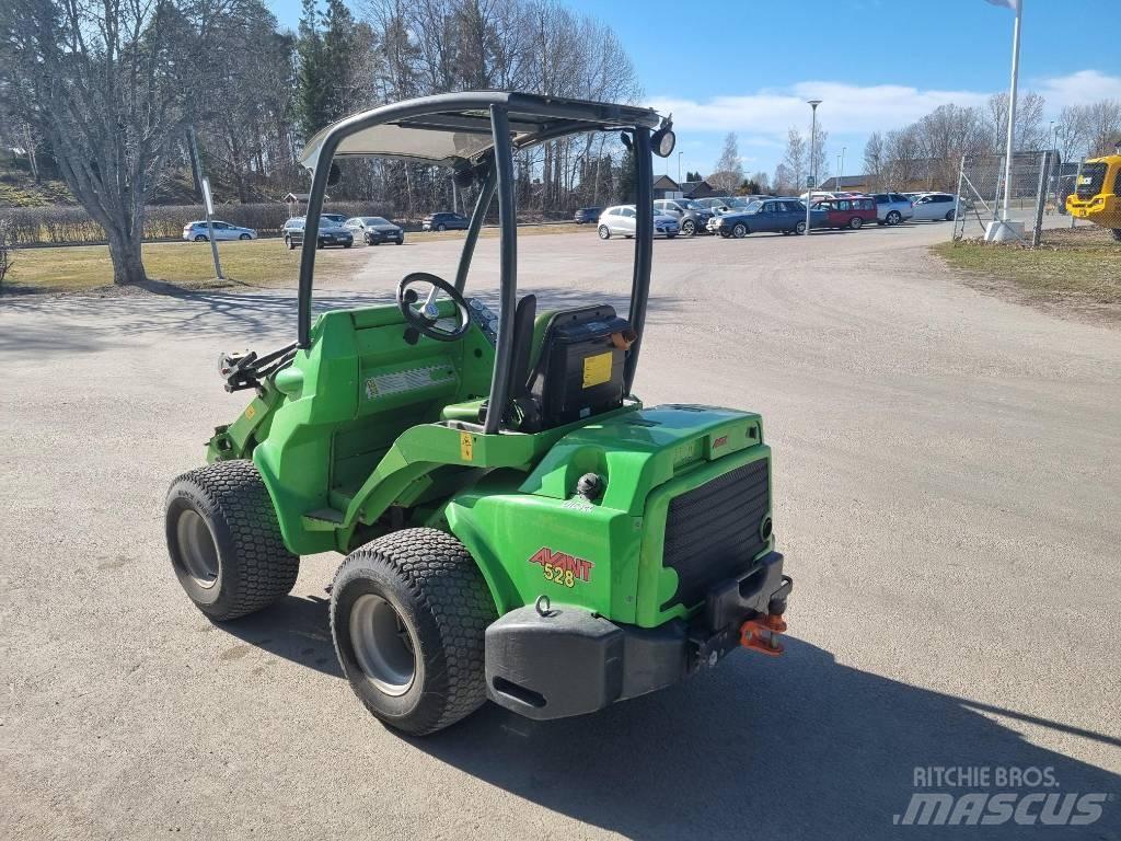 Avant 528 Väikelaadurid
