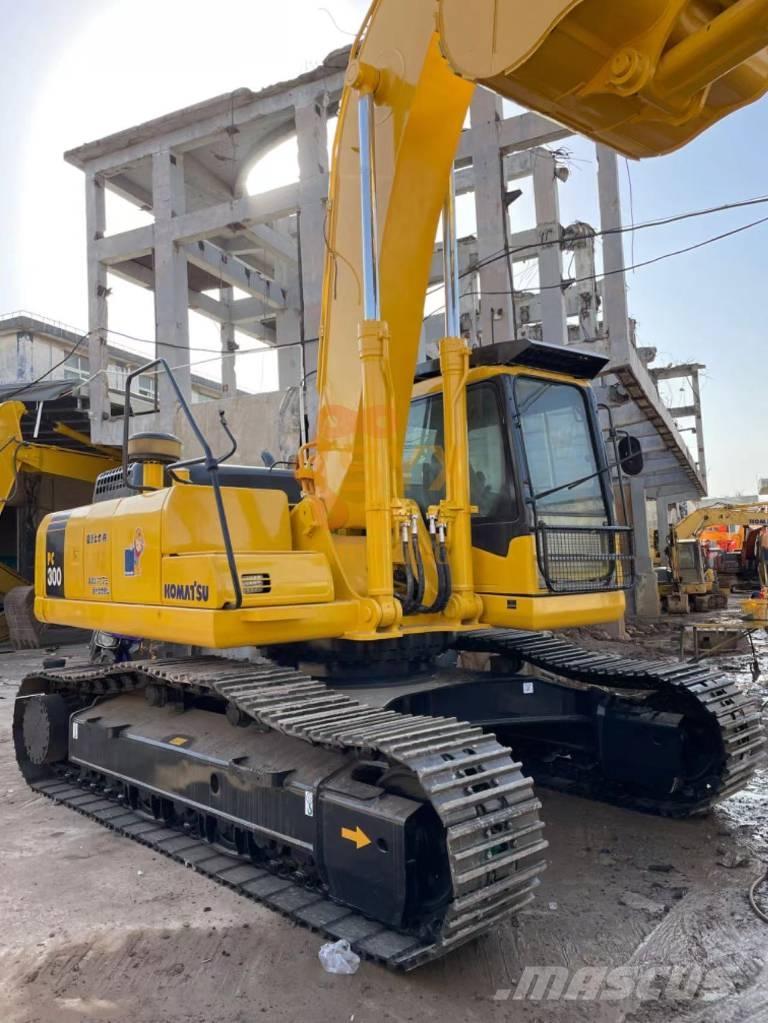 Komatsu PC 300-7 Roomikekskavaatorid