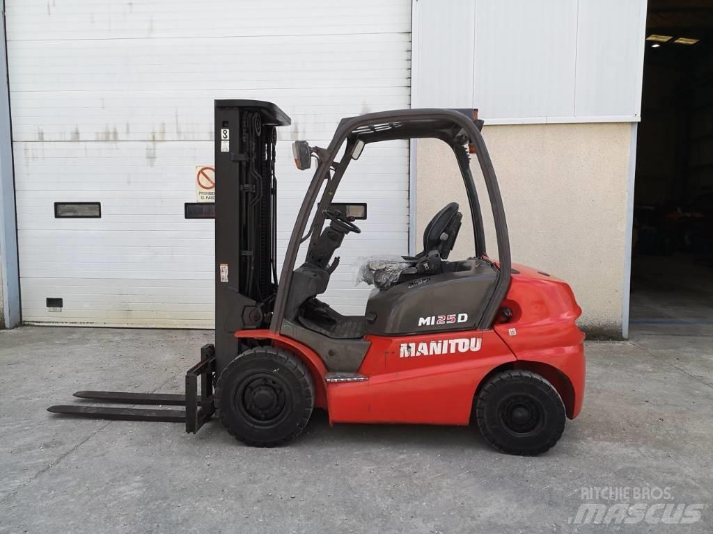 Manitou MI25D Gaasitõstukid