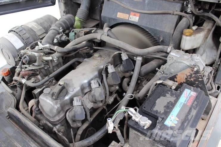 Nissan DX25LPG Gaasitõstukid