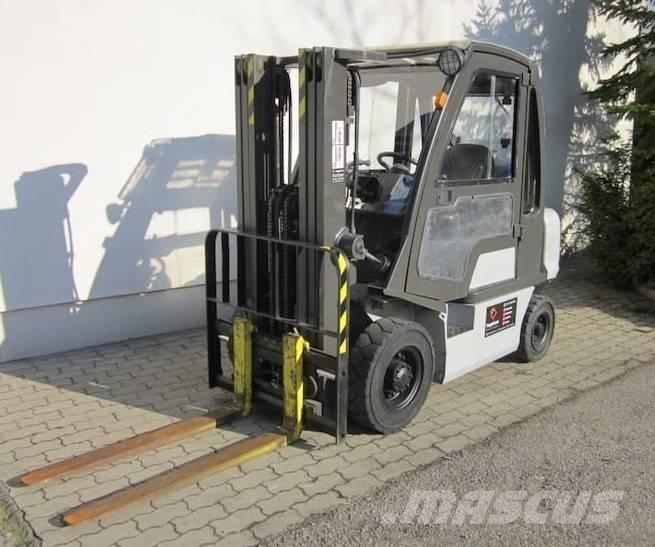 Nissan DX25LPG Gaasitõstukid