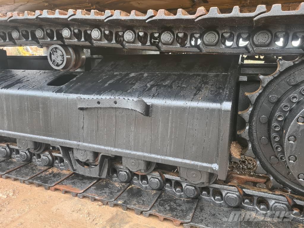 CAT 336 07A Roomikekskavaatorid