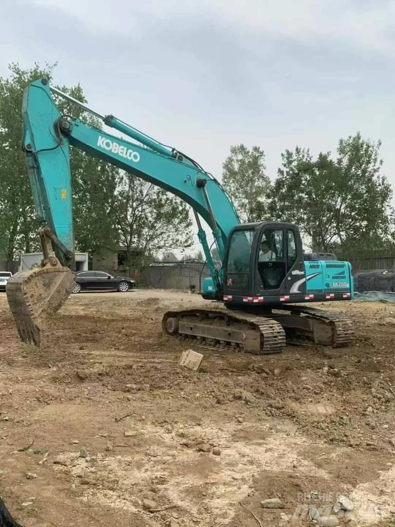 Kobelco SK200 Roomikekskavaatorid
