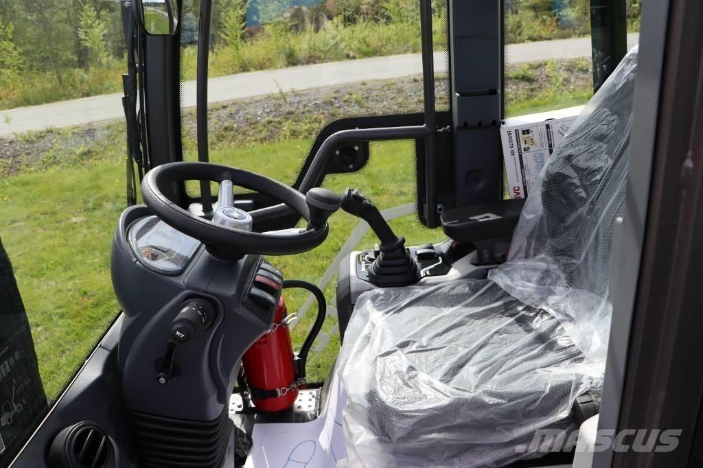 Mecalac MCL8 Rataslaadurid