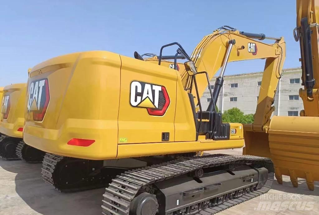 CAT 330 Roomikekskavaatorid