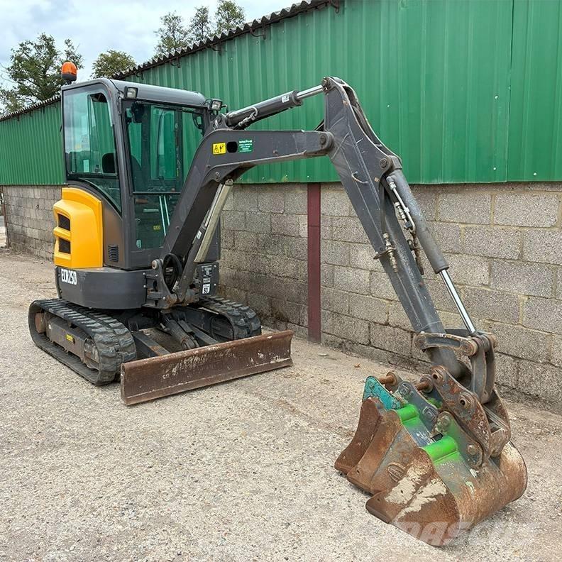 Volvo ECR25D Miniekskavaatorid < 7 t