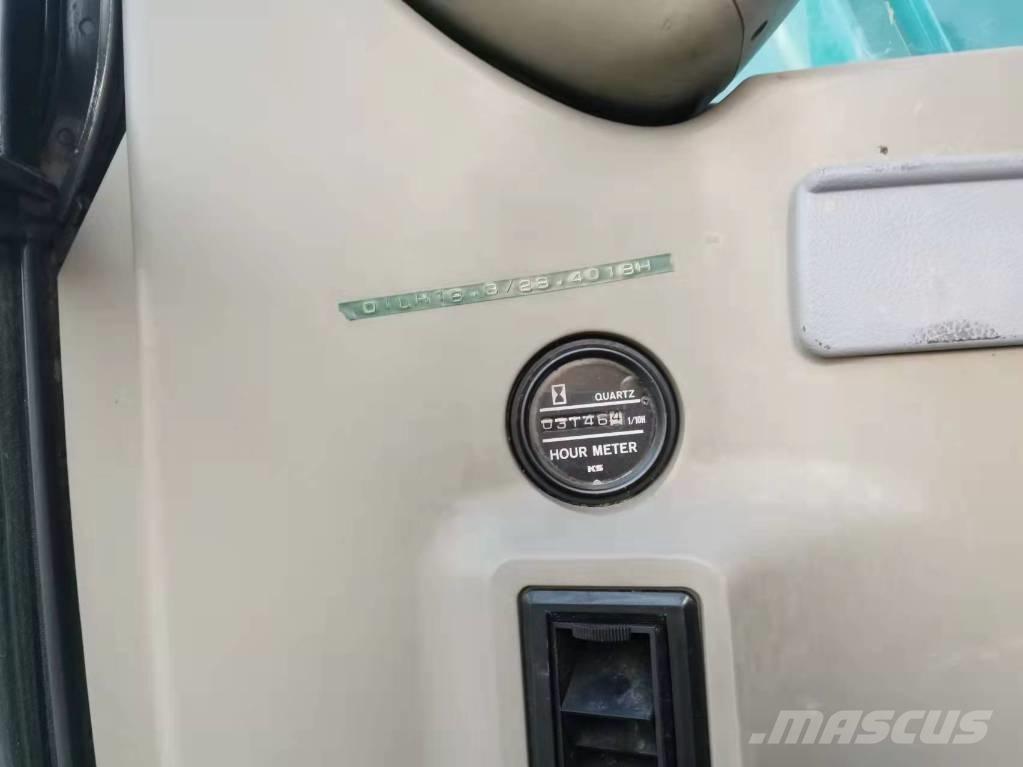 Kobelco SK 135 Roomikekskavaatorid