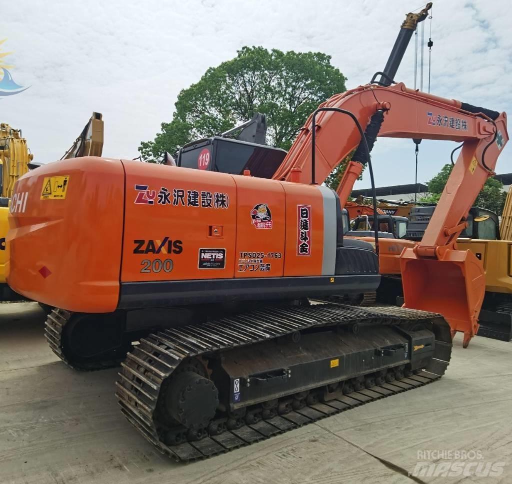 Hitachi ZX 200 Roomikekskavaatorid