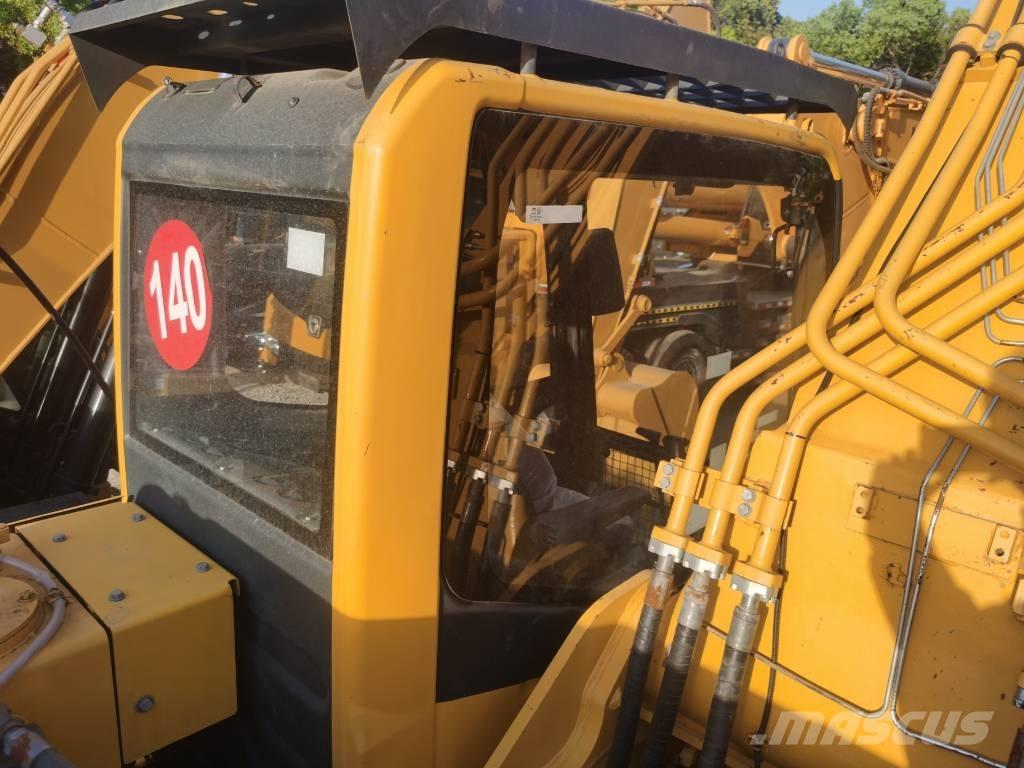 Komatsu PC 350-8 Roomikekskavaatorid