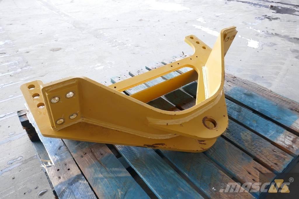 CAT 140M3 Drawbar Muud osad