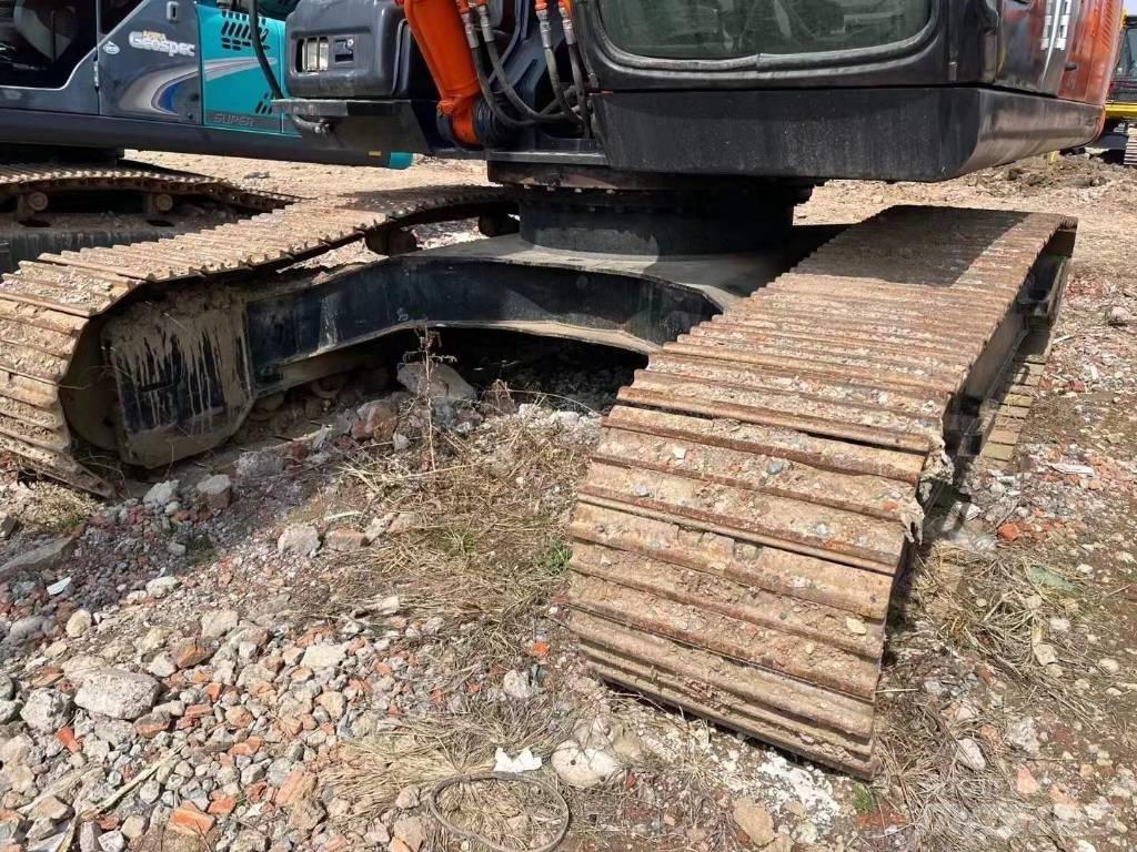 Hitachi ZAXIS240 Roomikekskavaatorid