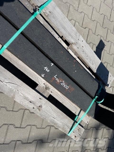 Linde 2400 MM Tõstekahvlid