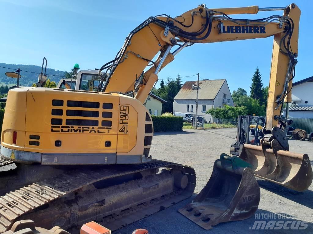 Liebherr R 924 Roomikekskavaatorid