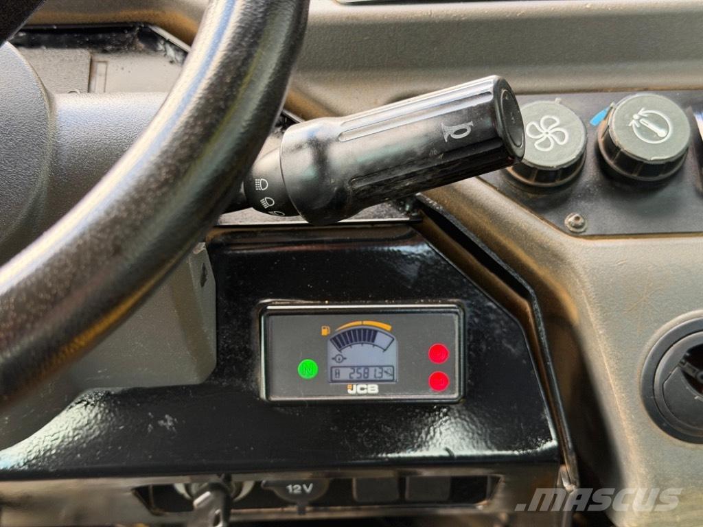 JCB 6 ST Väikekallurid