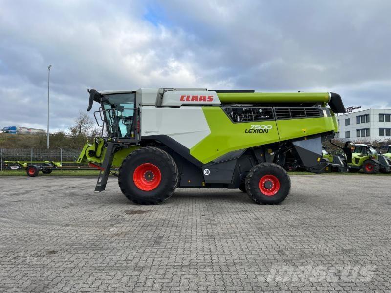 CLAAS LEXION 7500 Teraviljakombainid