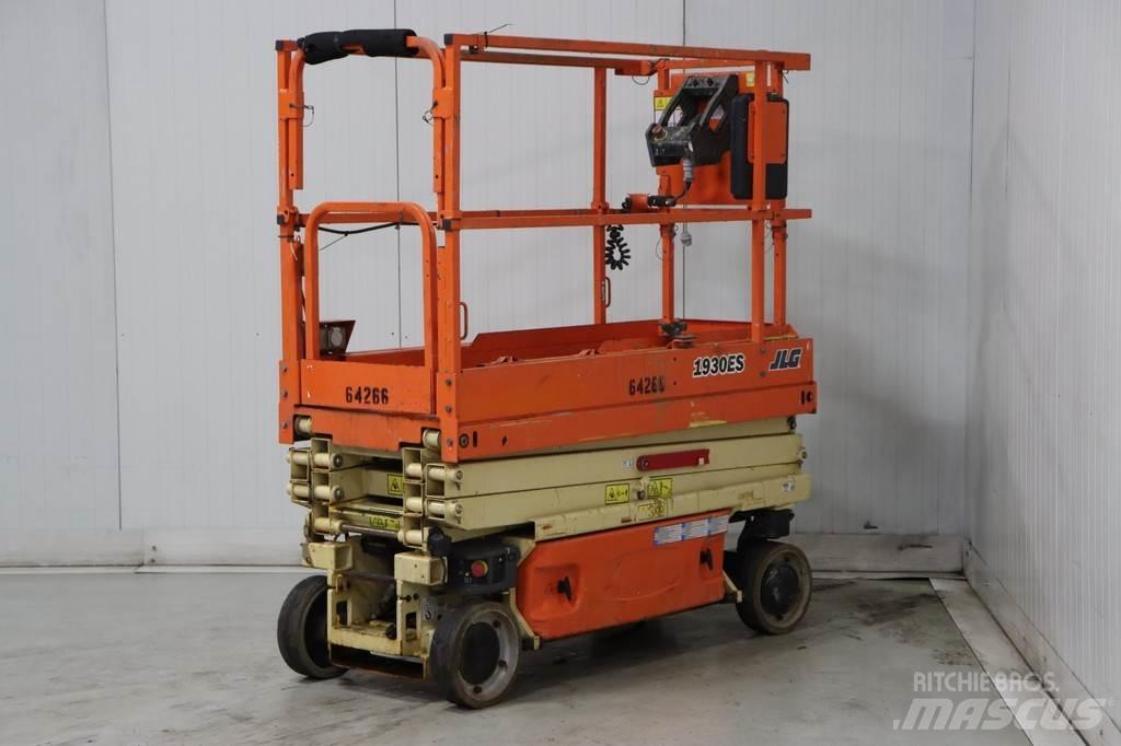 JLG 1930ES Käärtõstukid