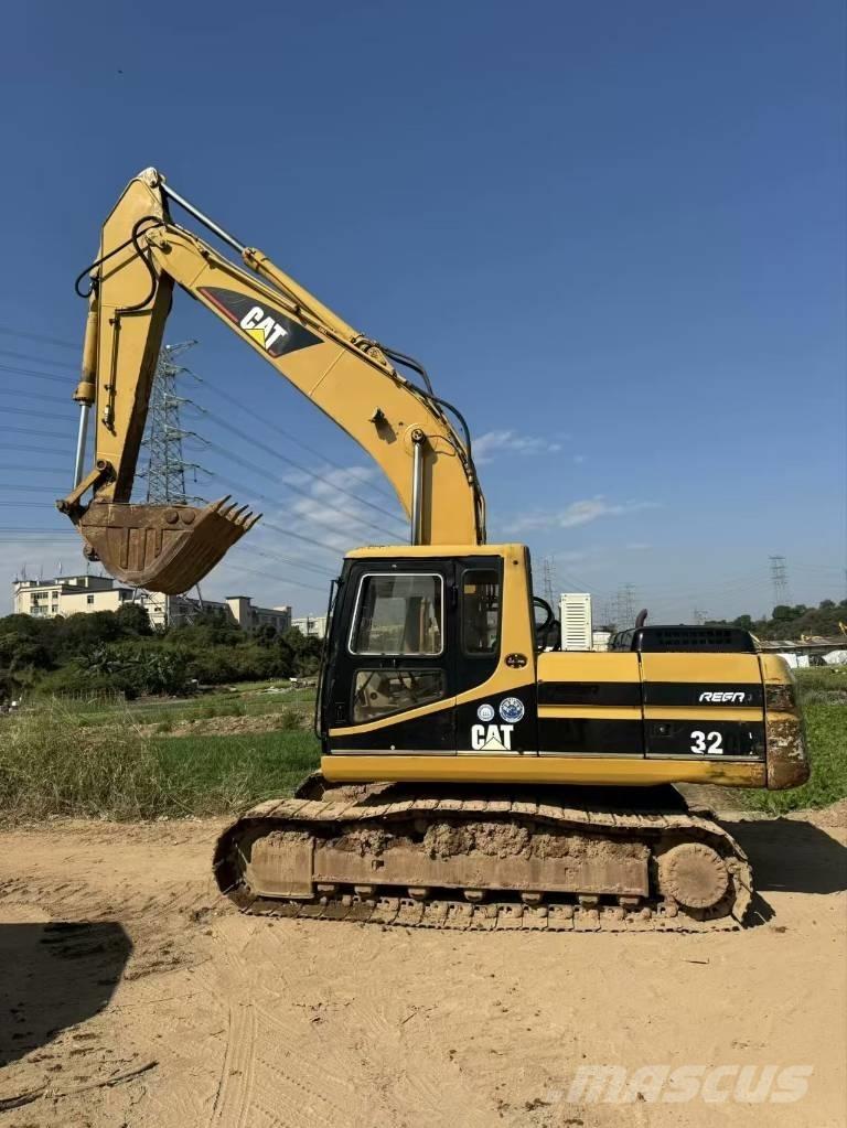 CAT 320 B Roomikekskavaatorid