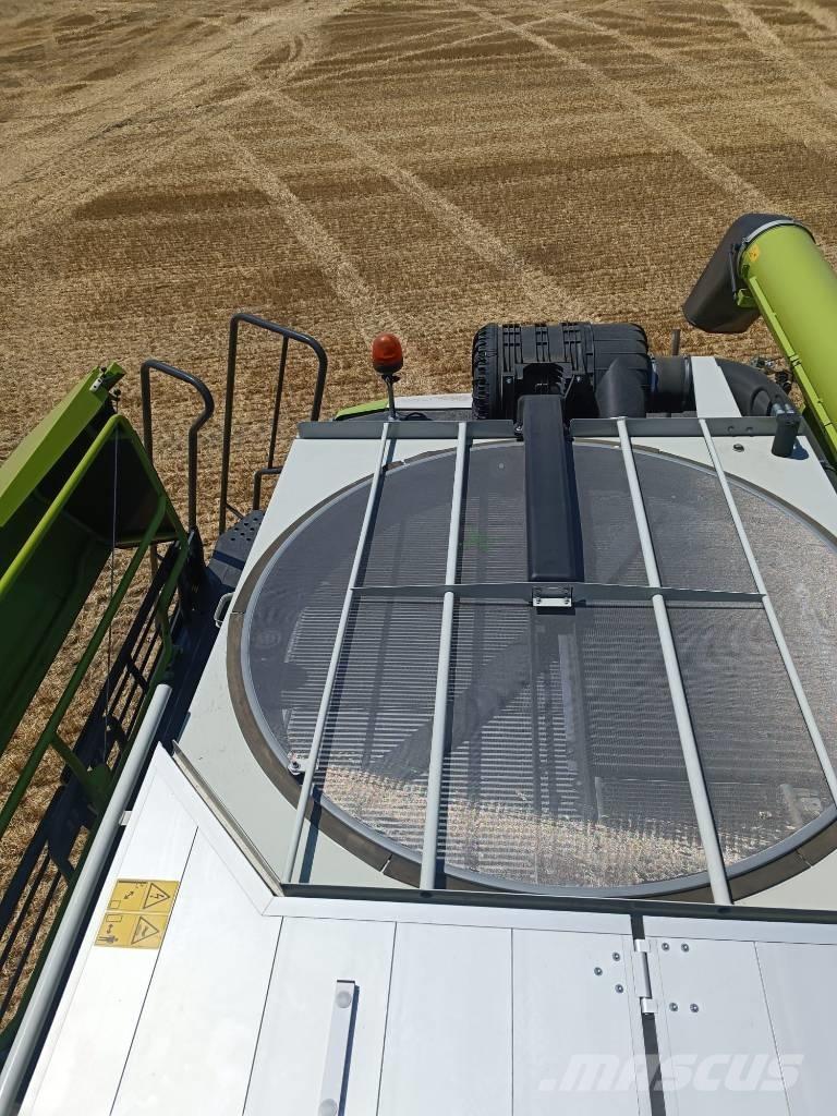 CLAAS Lexion 8700 Teraviljakombainid
