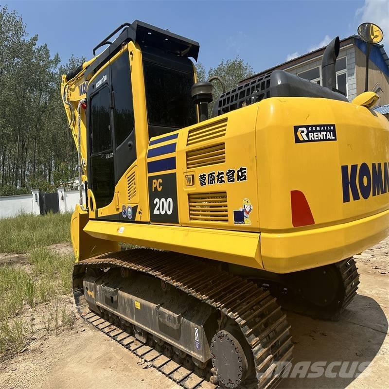 Komatsu pc200-8 Roomikekskavaatorid