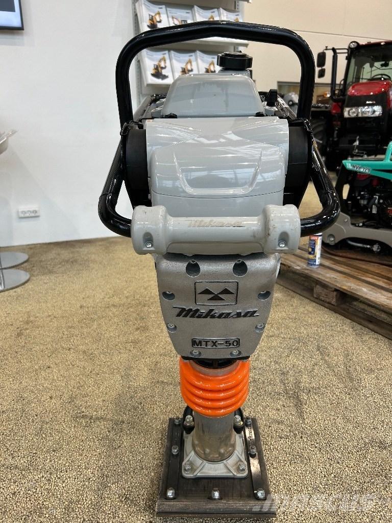 Mikasa MTX 50 Vibroplaadid