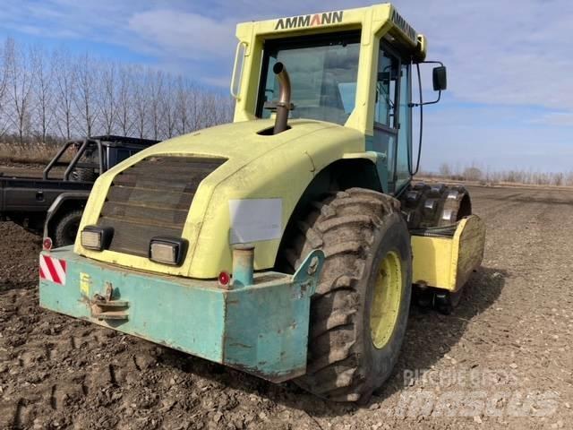 Ammann ASC 150 PD Ühe trumliga rullid