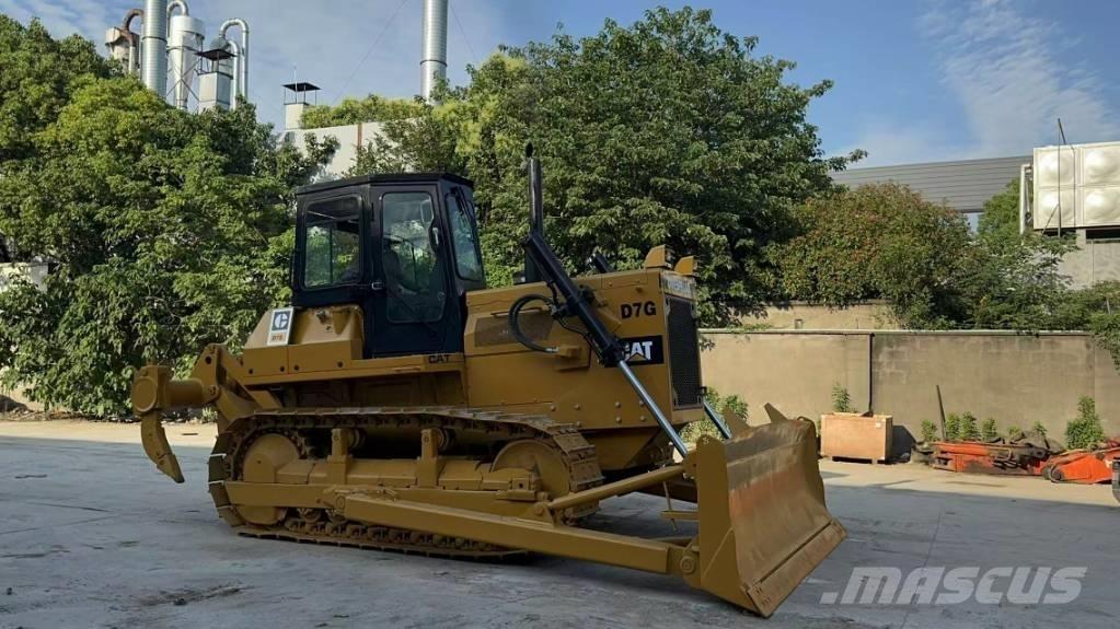 CAT D7G Buldooserid