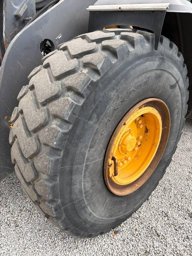Volvo L 120 H Rataslaadurid