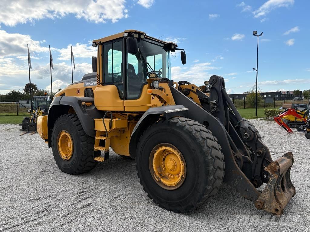 Volvo L 120 H Rataslaadurid