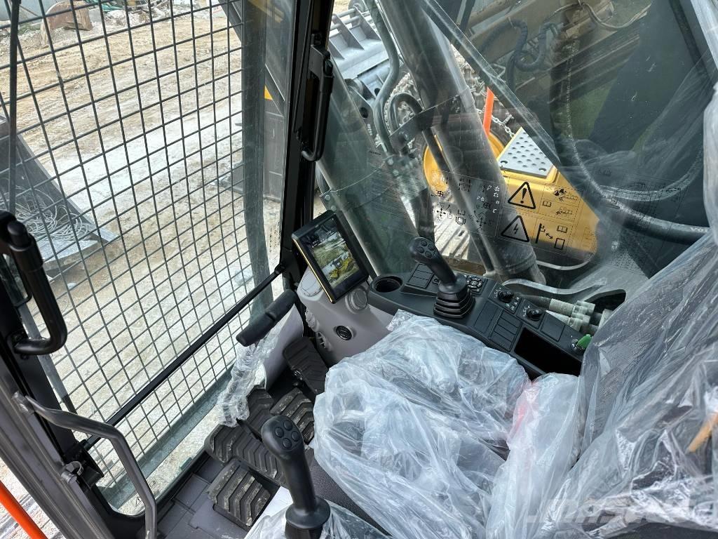 Volvo EC 380 EL Roomikekskavaatorid