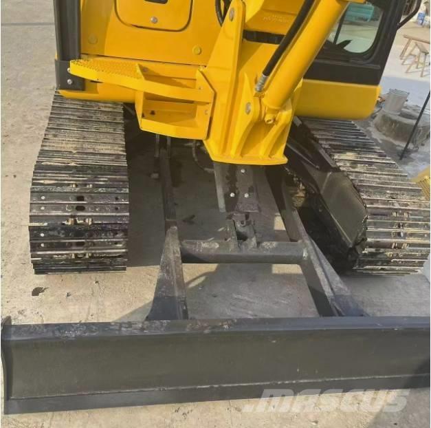 Komatsu PC56-7 Miniekskavaatorid < 7 t
