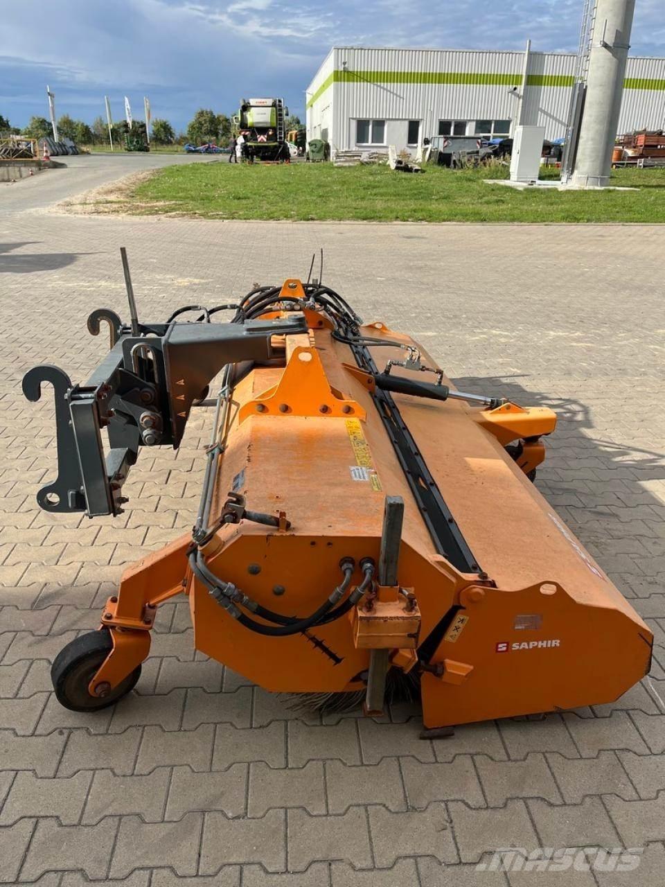 Saphir PKM 29 Tänavapuhastusmasinad