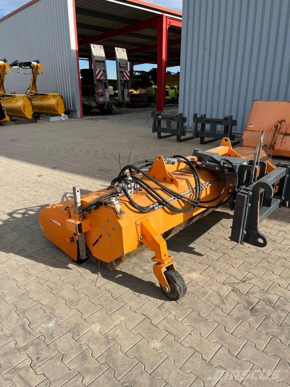 Saphir PKM 29 Tänavapuhastusmasinad
