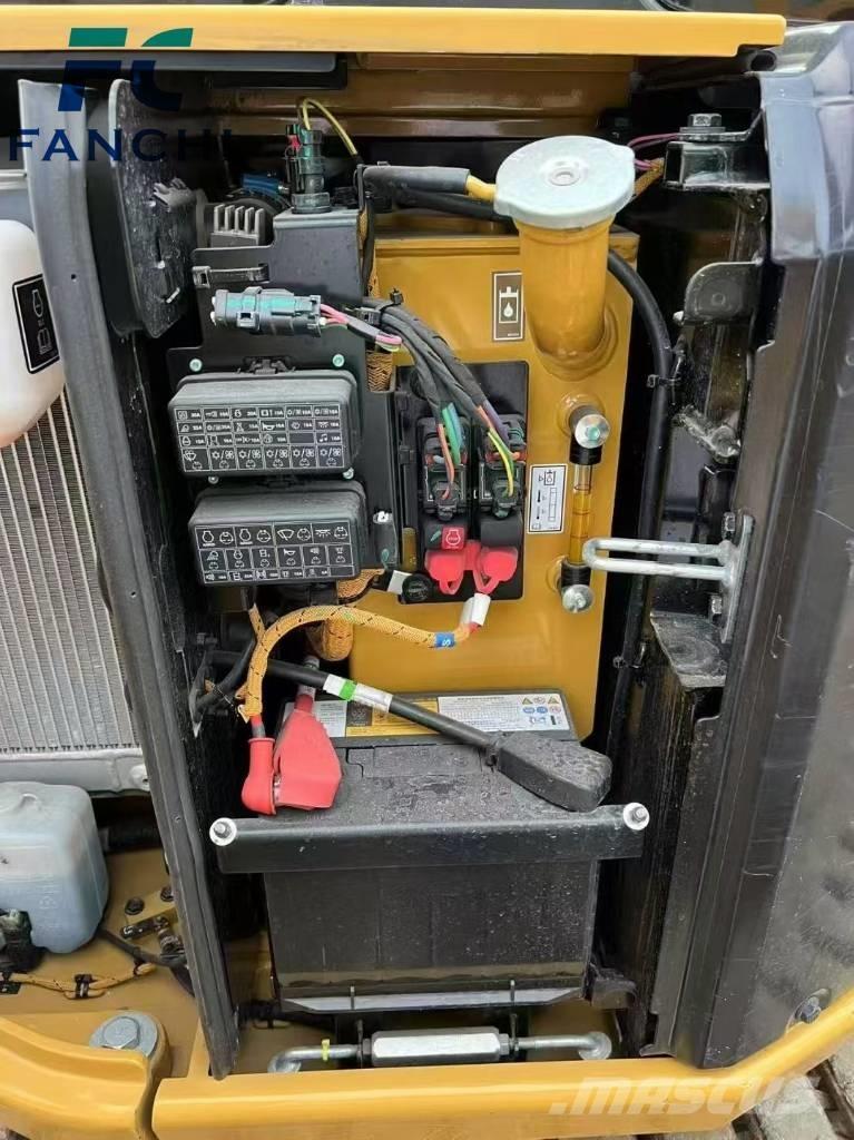 CAT 303 Roomikekskavaatorid