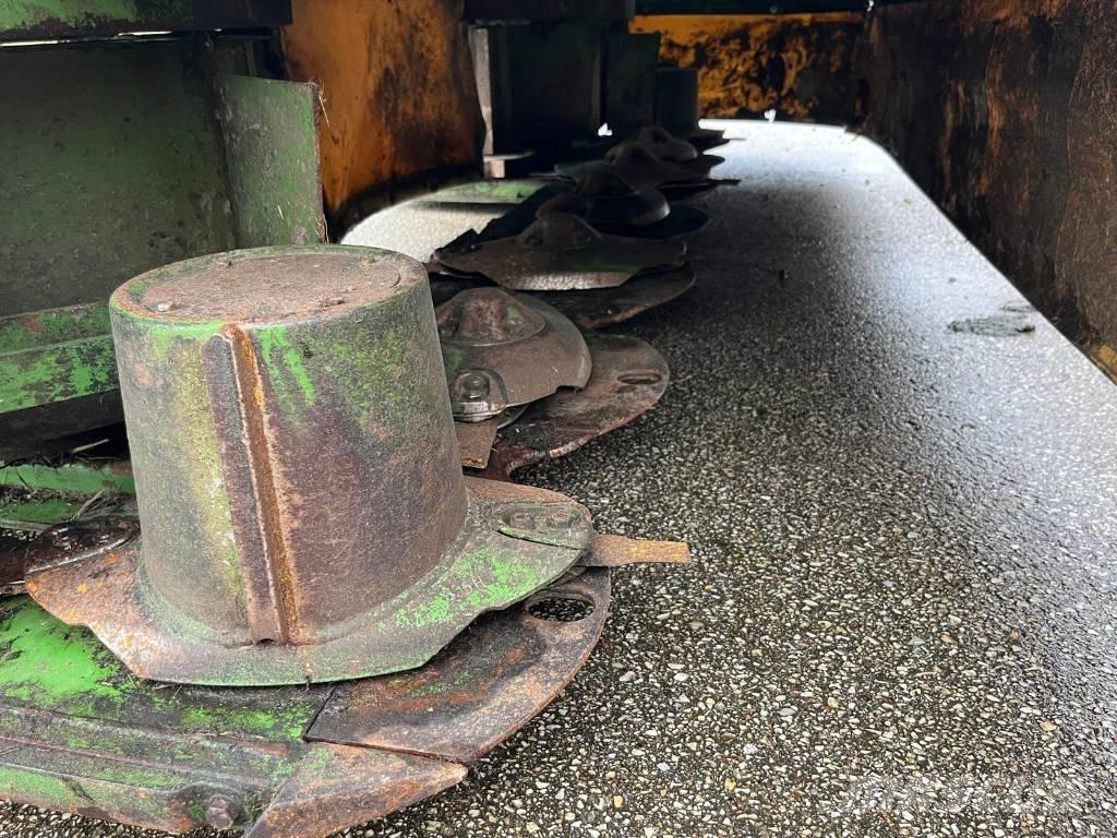 Krone Easy Cut 32 P Niidukid