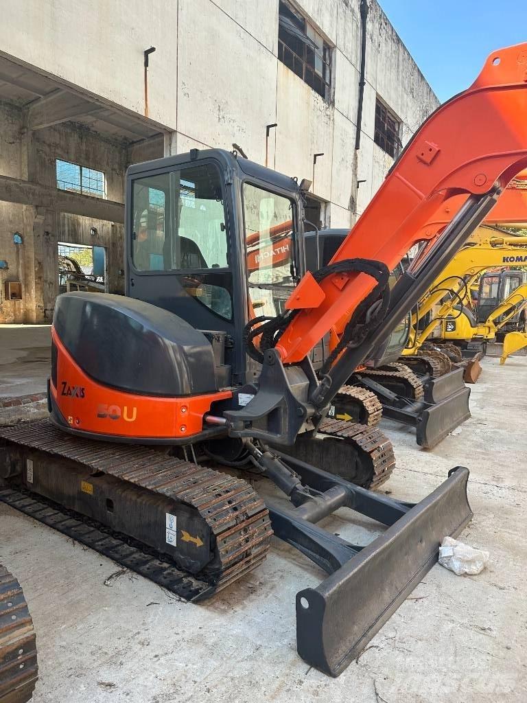Hitachi ZX 50 U Roomikekskavaatorid