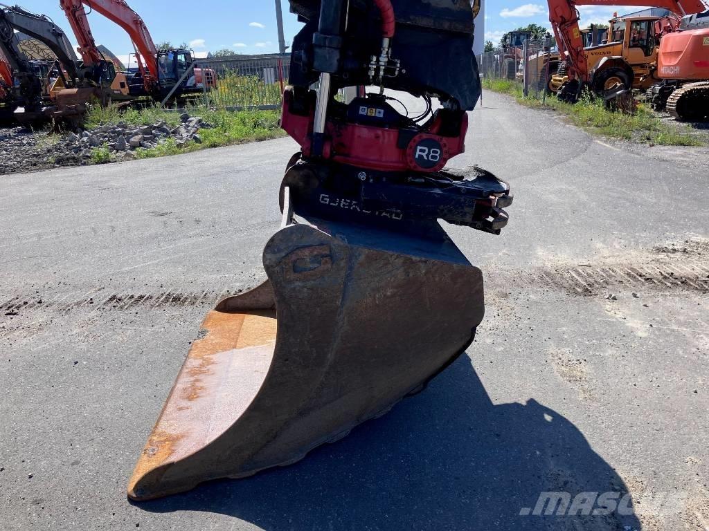 Hitachi ZX 300 LC-6 Roomikekskavaatorid