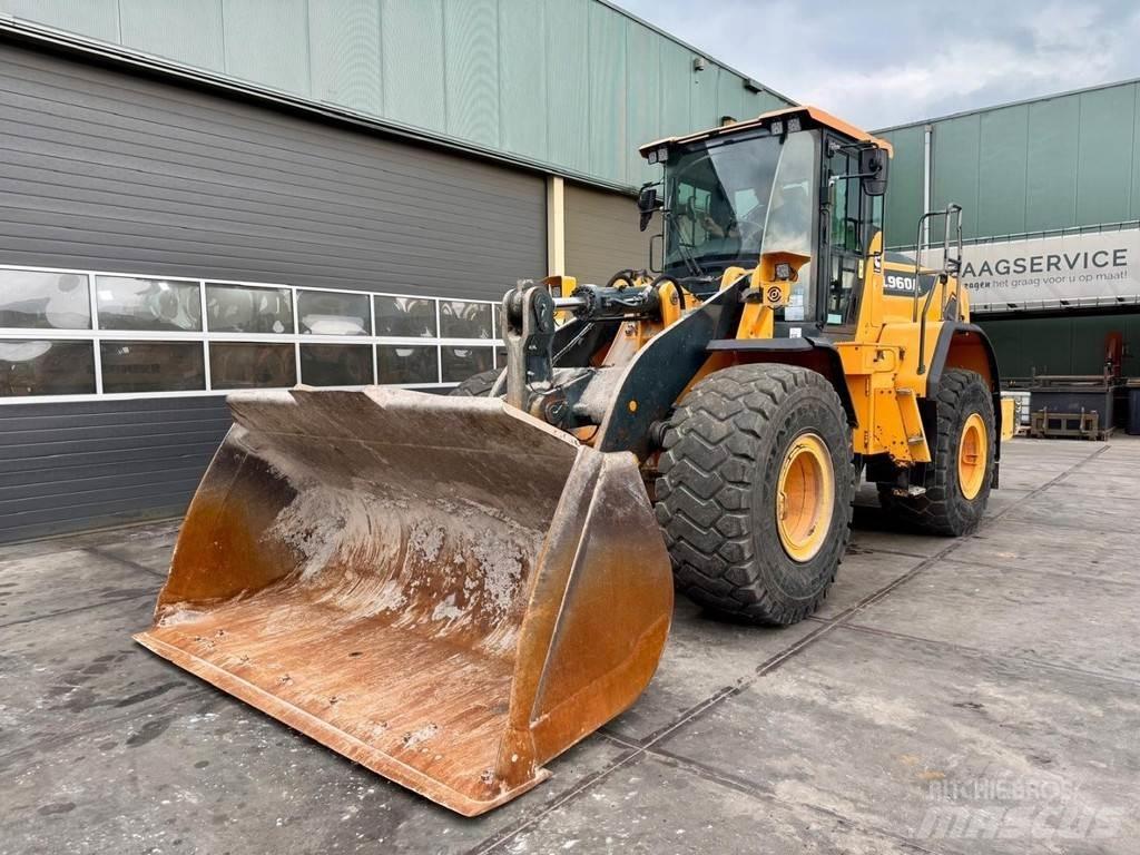 Hyundai HL960A Rataslaadurid