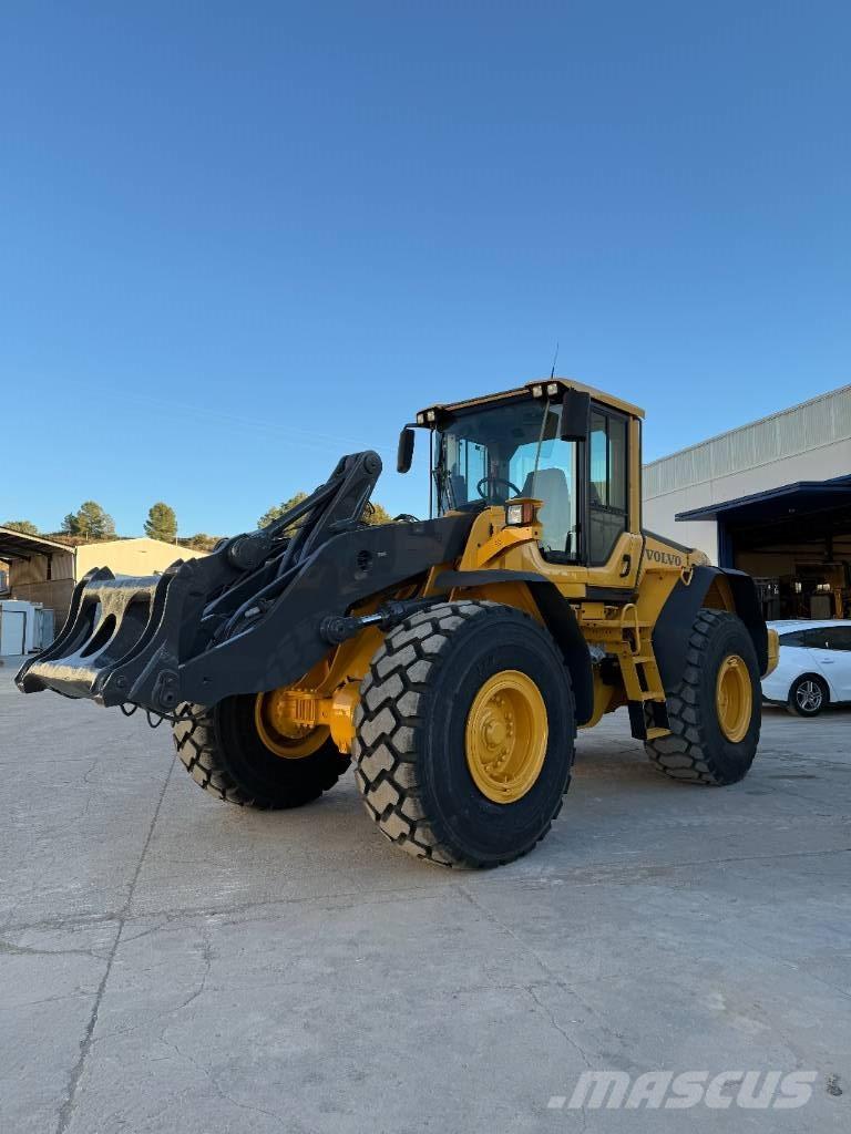 Volvo L 120 F Väikelaadurid