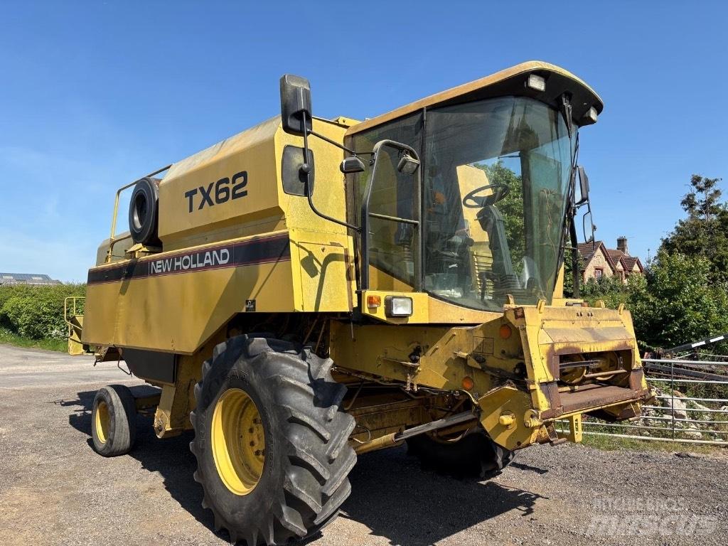 New Holland TX 62 Teraviljakombainid
