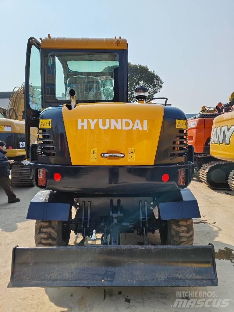 Hyundai Robex 60 W Ratasekskavaatorid