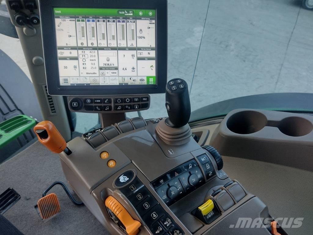 John Deere 7210 R Traktorid